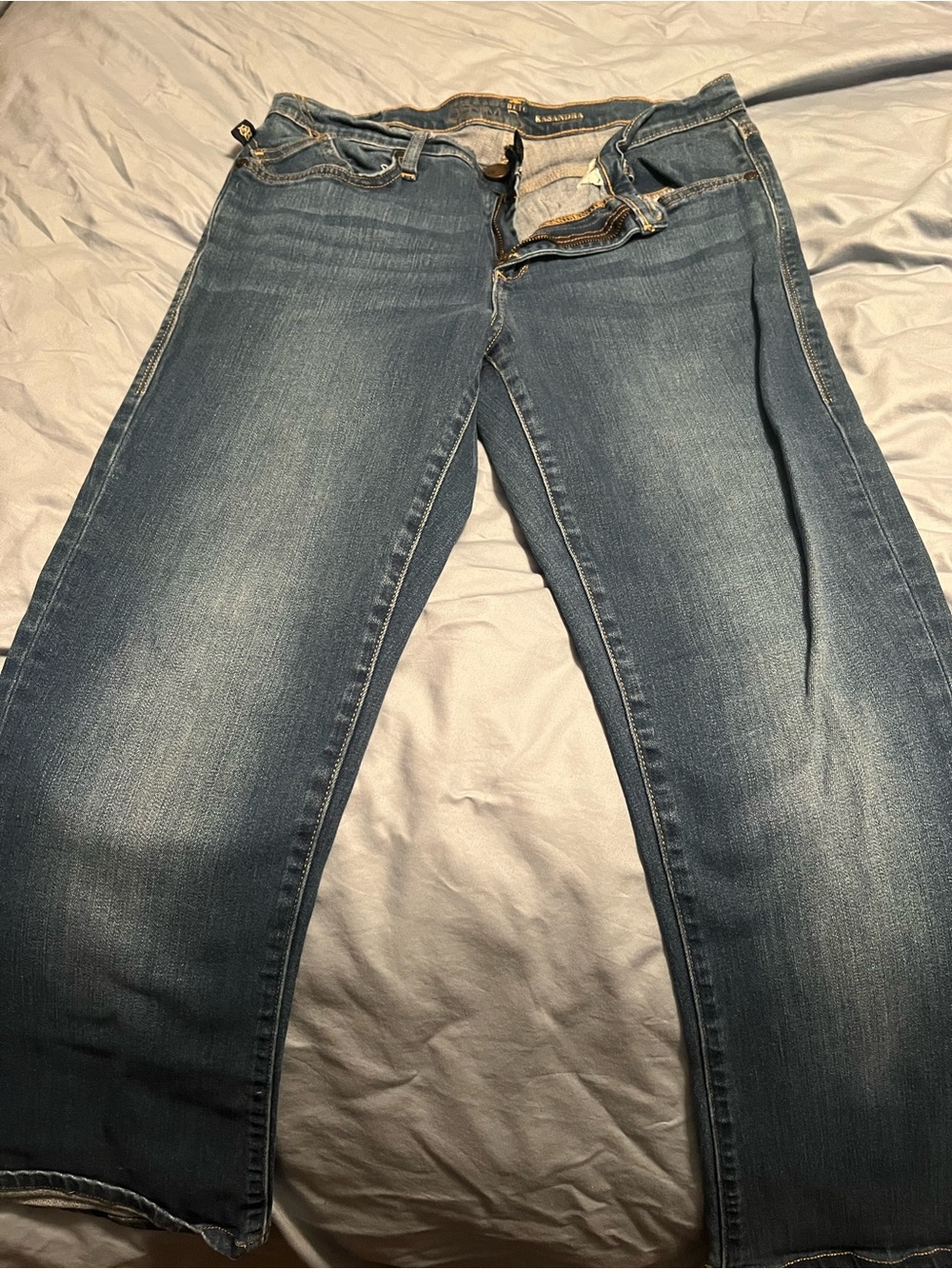 Rock & Republic Women's Faded Blue Ankle Jeans